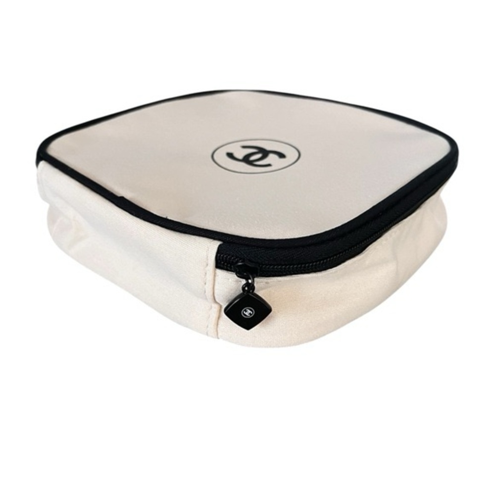 NEW Chanel Les Beiges Makeup Bag Genuine Gift with Purchase Cosmetics Bag - Picture 3 of 8